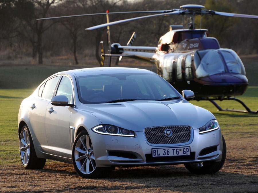  Jaguar XF 2011 года  (ZA) (фото 5 из 9)